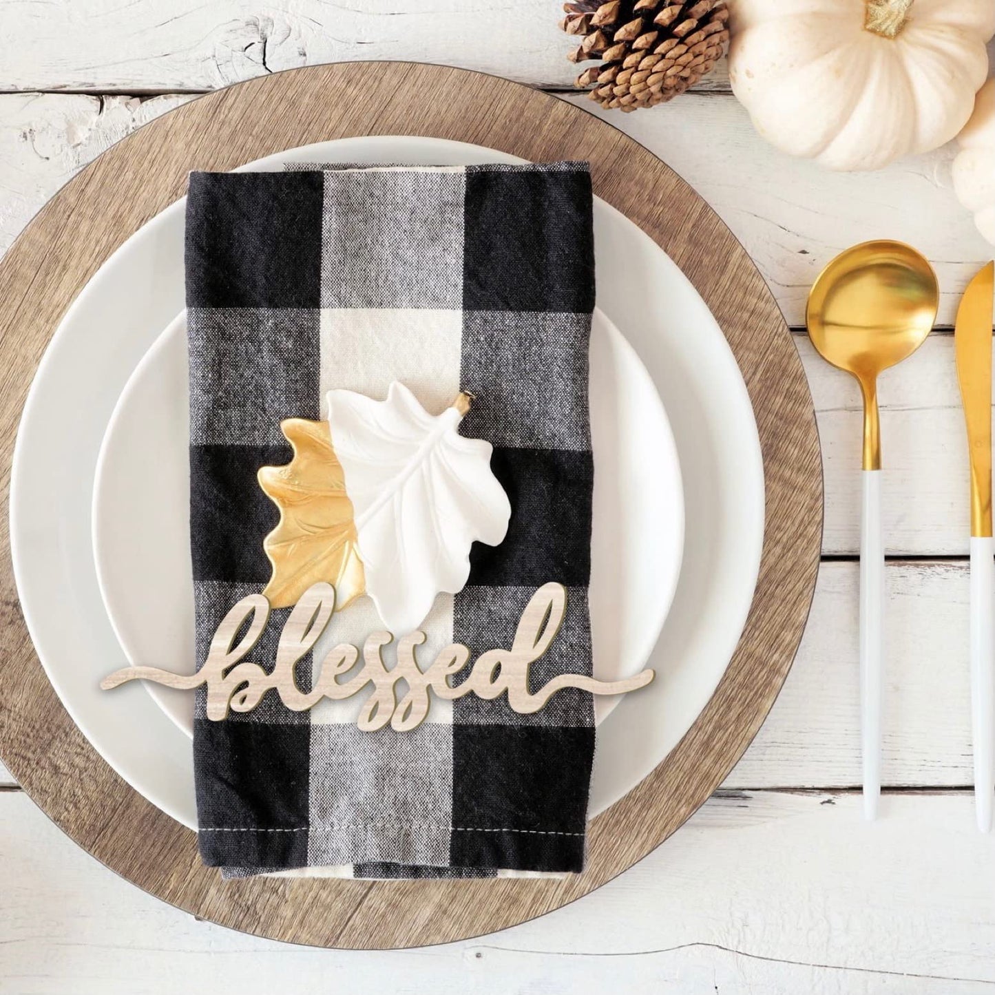 Thanksgiving Place Cards Blessed, Thankful, Grateful Wood Signs Fall Dining Table Plate Ornament Farmhouse Home Table Setting Decor 6 Pack (Thankful)