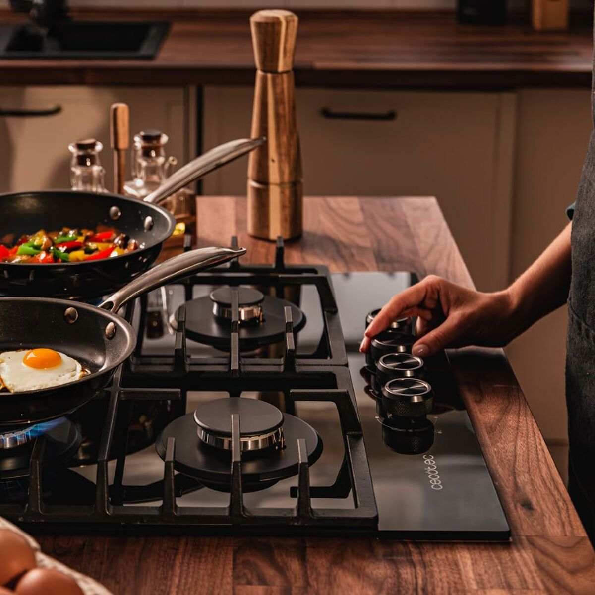 V4H8B9B2E142580E8D4D62597033F18B43DR7386315P8