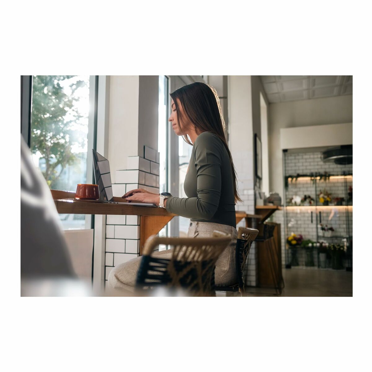 V5H9DDFF9E9CF7FCCA12E824E8CDD747F13R6505735P6