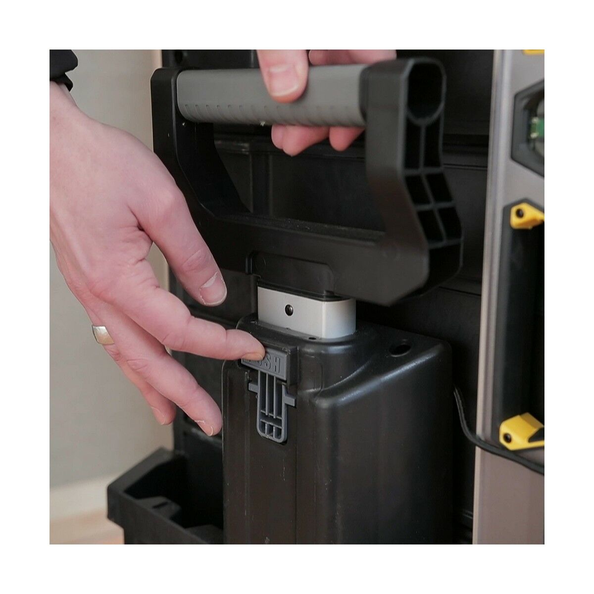 V9H35971D6CBFAD3A63313FB1F8AB406545R3273771P4