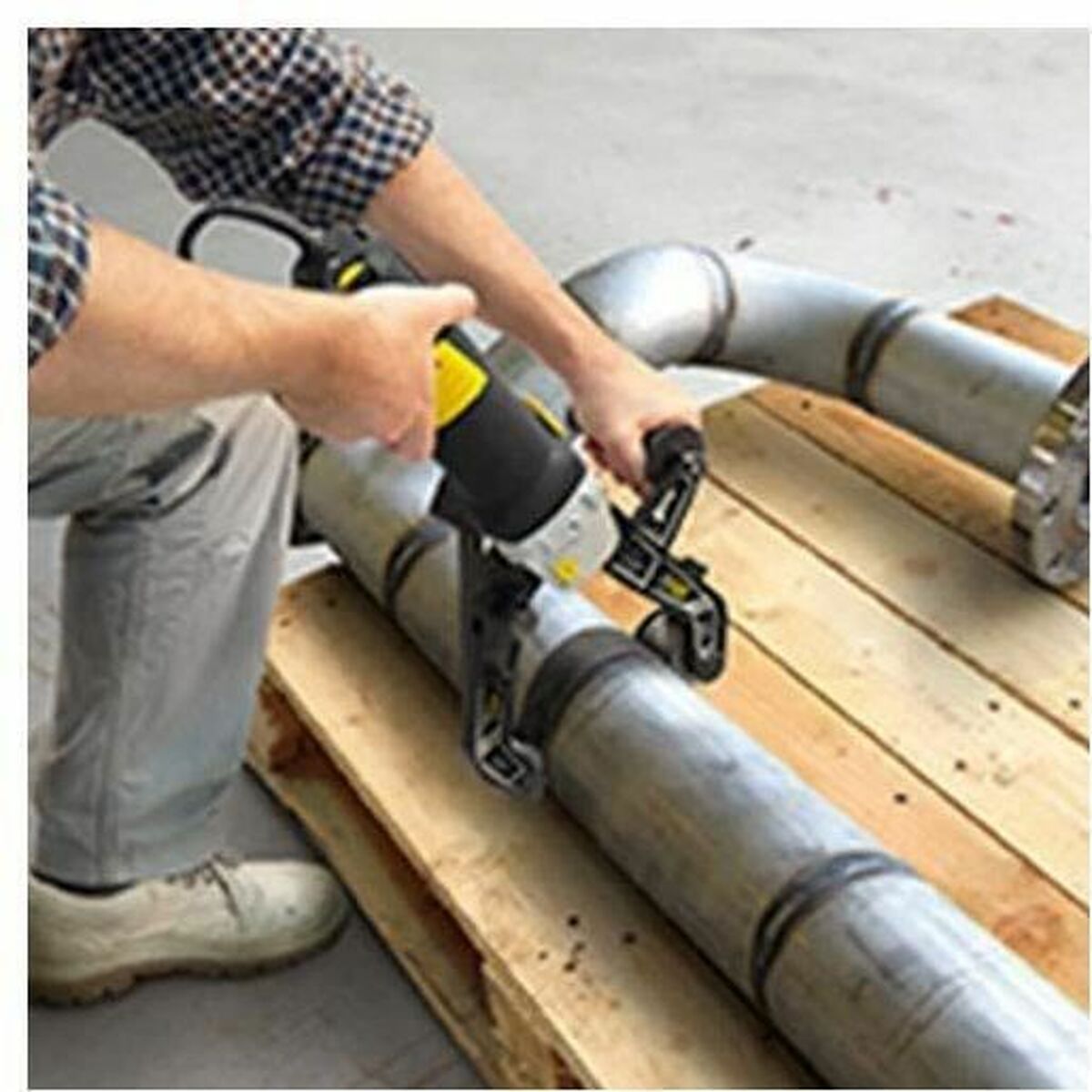 V5H159FAFE02C608DD3F76A9FE126971A1CR7022484P3