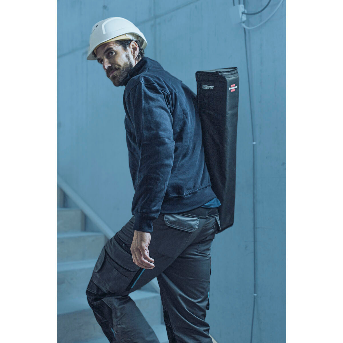 V2H7E93DDF082D36DB1A930D32F075EEF73R7198814P6