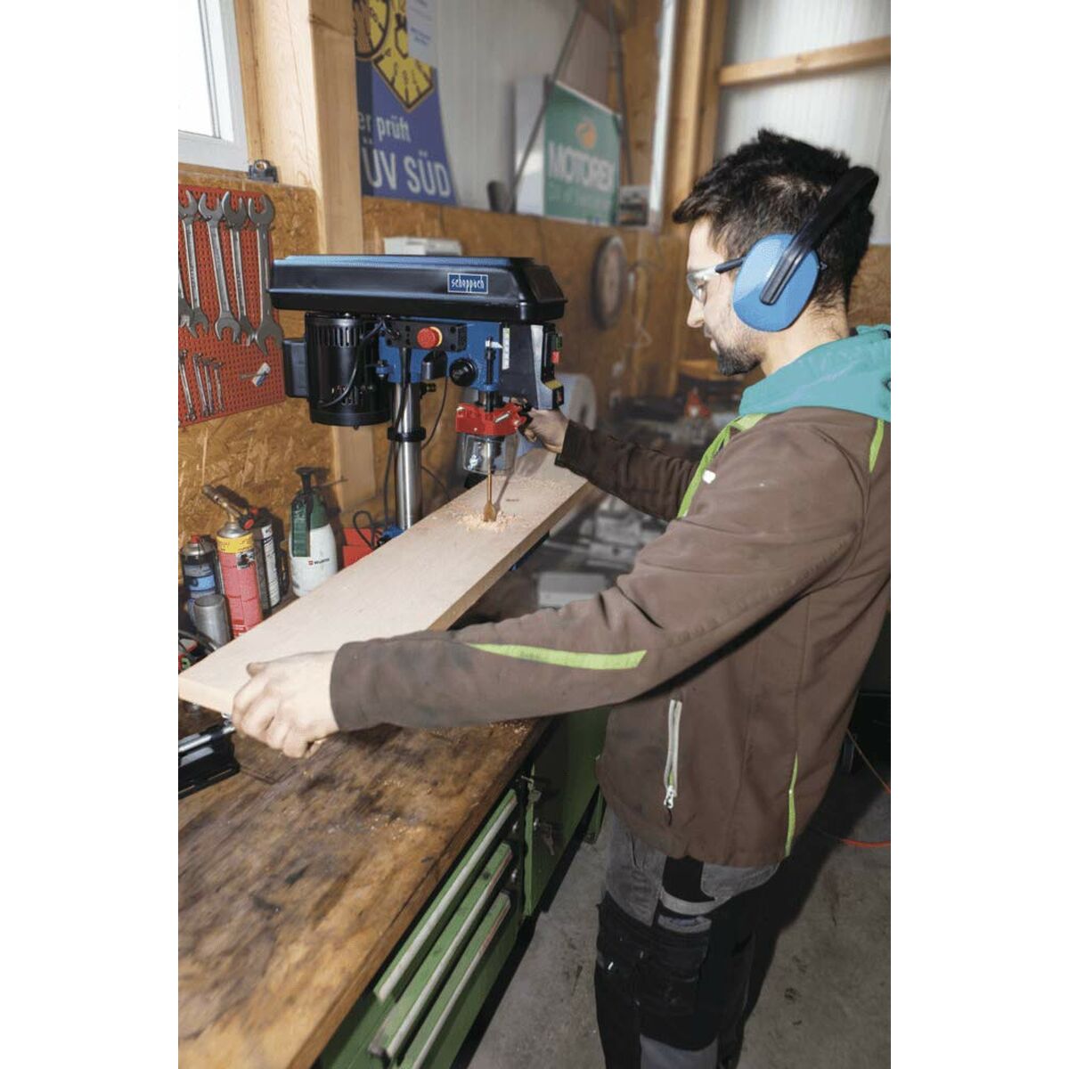 V7H8D7970B06F664BEBB43C8279C482CD02R7345682P9