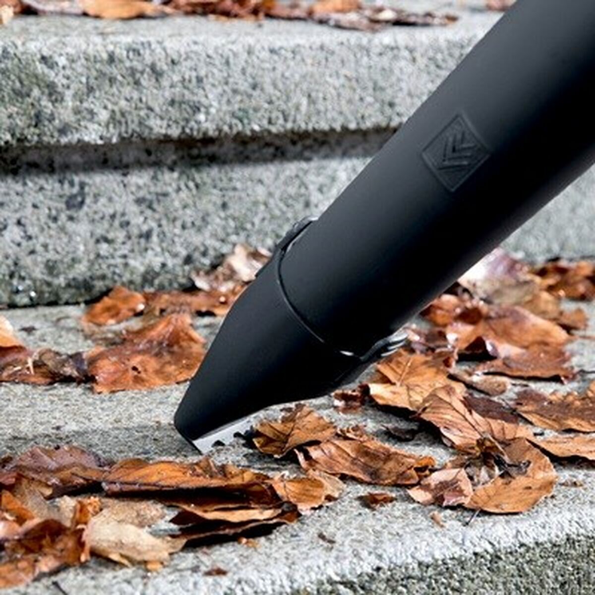 V8HFD818CABE22D7FB437211956AF98FDBFR6409761P3