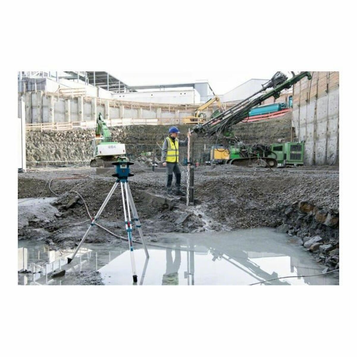 V3HA89F4E53D909C87EBD43F9552BF13824R7162720P4