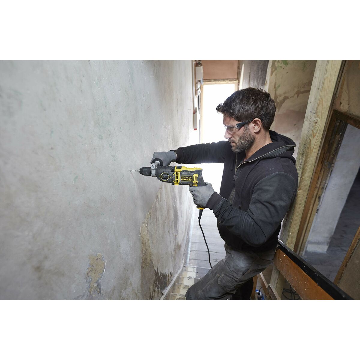 V8HE327AFA4498AEBA411A342273C6A63ACR7234041P5