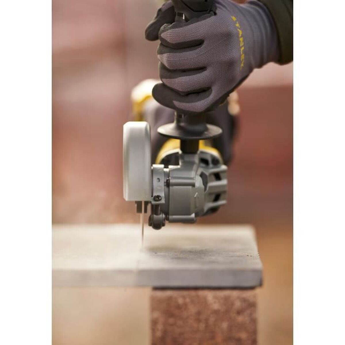 V2H317B56C3E5729609D372C843D6050598R7479466P4