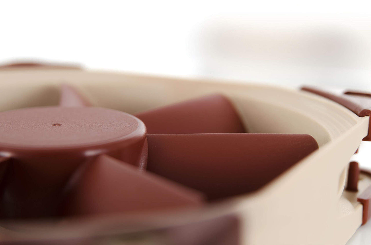 Noctua NF-S12A FLX, Premium Quiet Fan, 3-Pin (120mm, Brown)