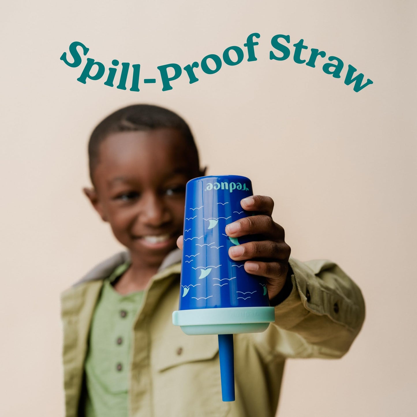 REDUCE GoGo's Kinder-Trinkbecher mit Deckel und auslaufsicheren Strohhalmen – 10er-Pack stapelbare 350-ml-Becher mit Drehverschlussdeckeln – platzsparend zu verstauen, spülmaschinenfest – Club House