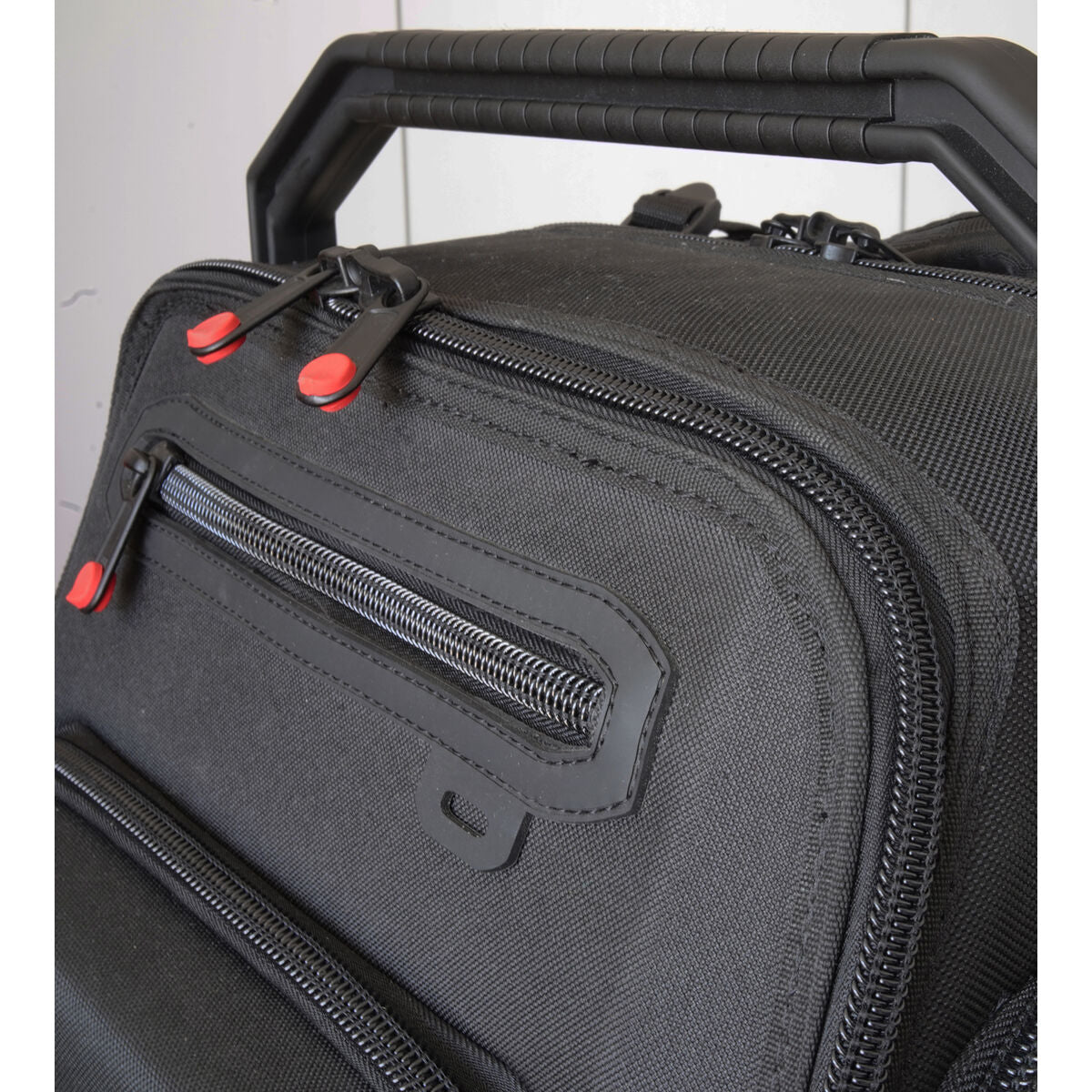 V2H81499AE32582C1BCB06A939870841FF4R7219107P9