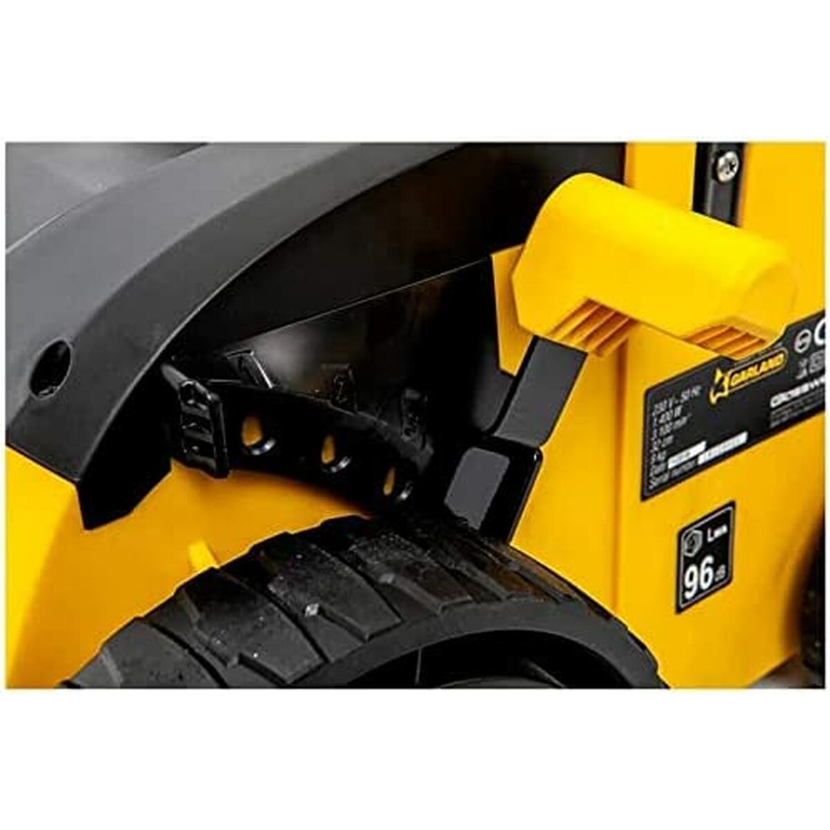 V8HBE585DE7F798DEFA71A33AE350F584FAR3449022P5