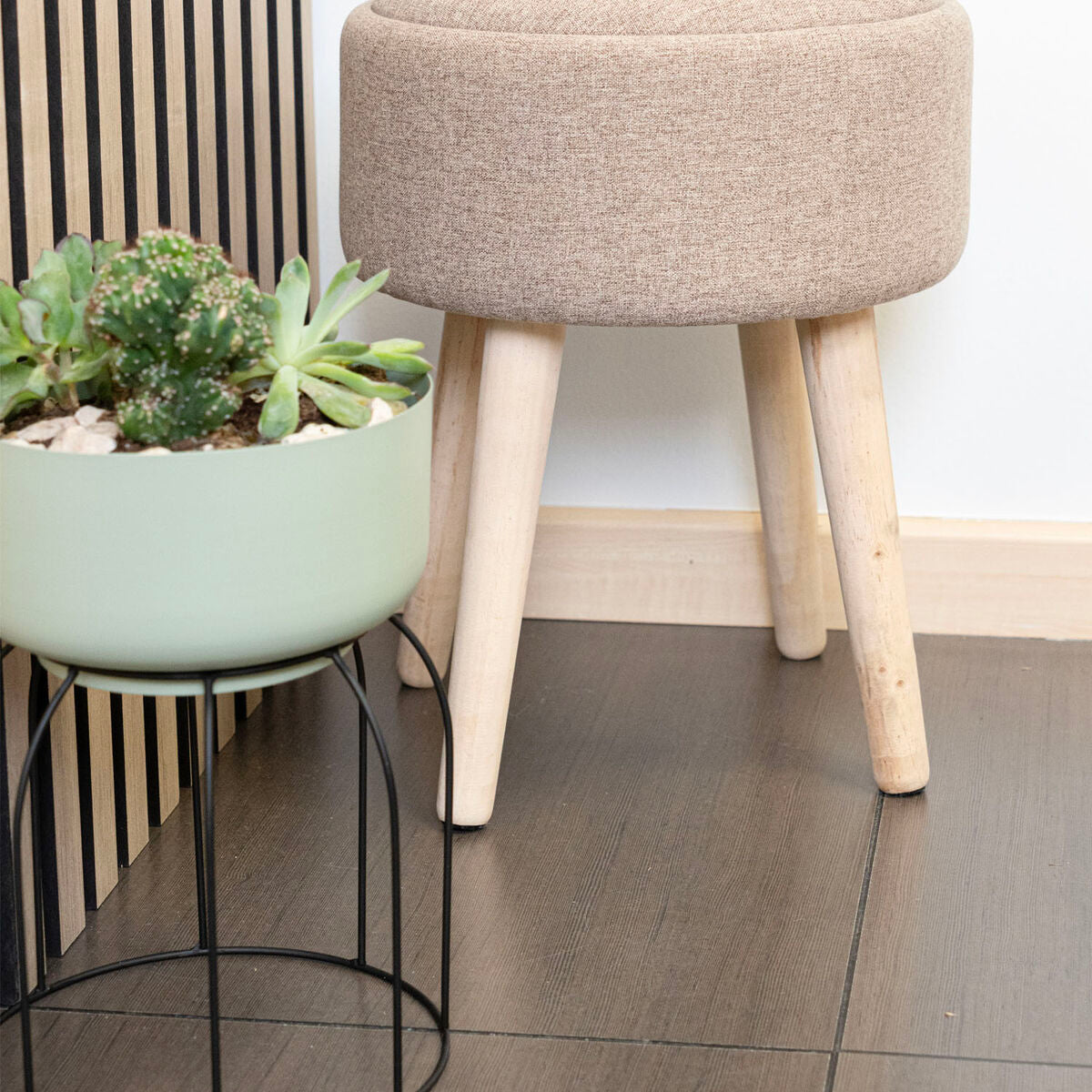 V6H66C1176270822F0845AF9E1402A026E1R5315069P5