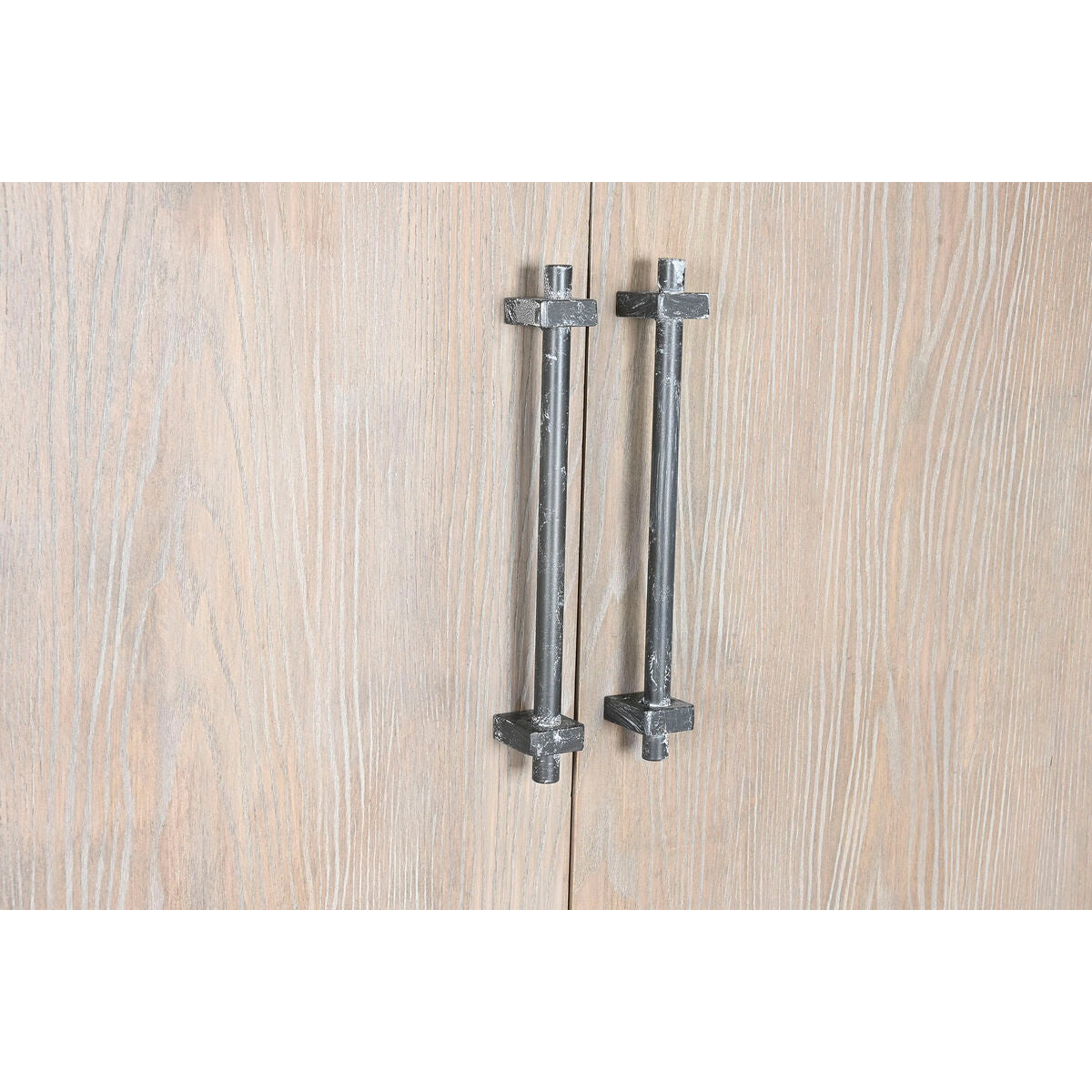 V3H9ED56A06B5A27ED589C3220BFFE78CD7R5666679P4