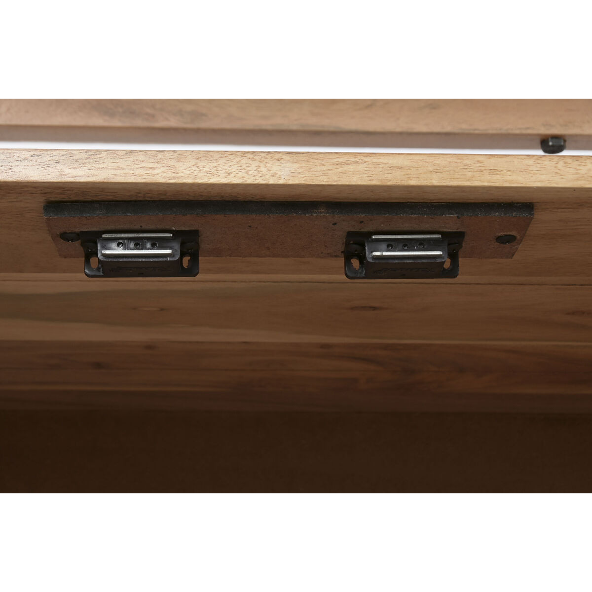 V2H14C18B2FA90A72C0888135426EB2A05ER7486187P3