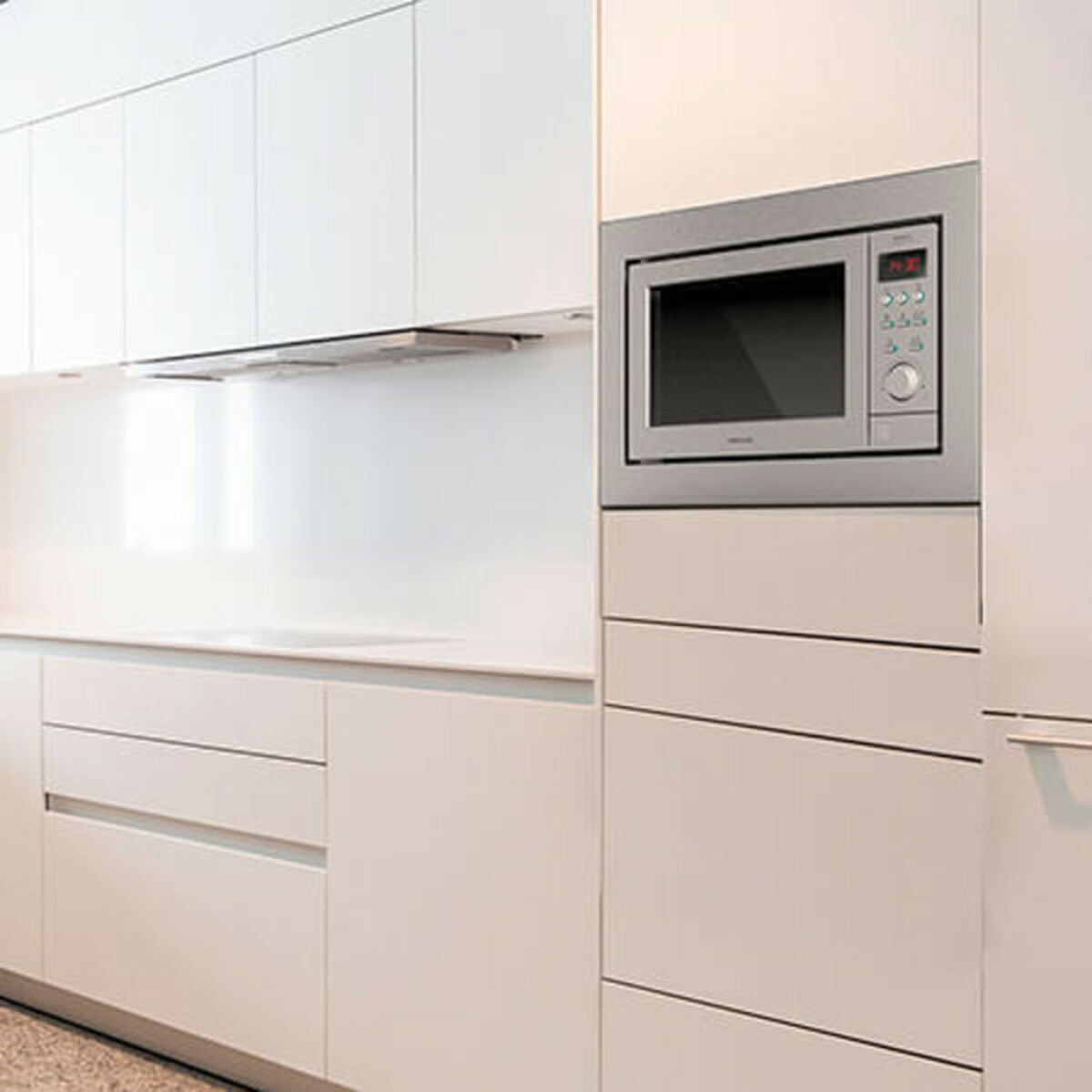 V8H8836E2058AD4BFBFA8FF1E790E6723A3R6937987P3