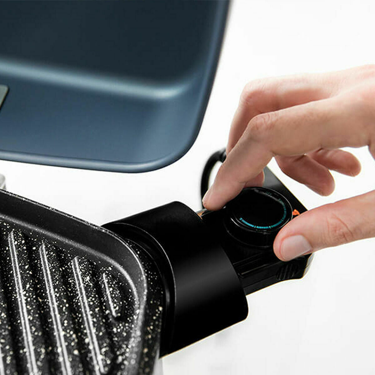 V10H18C69451C99F44346753B2E440C381DFR3217561P4